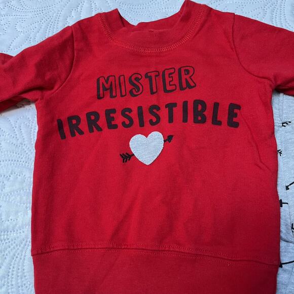 Carter's Valentine's Day Outfit Size 9m - Picture 3 of 5